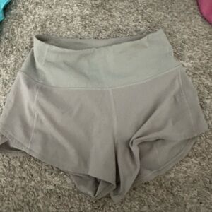 Lululemon stone shorts, 4” size 4